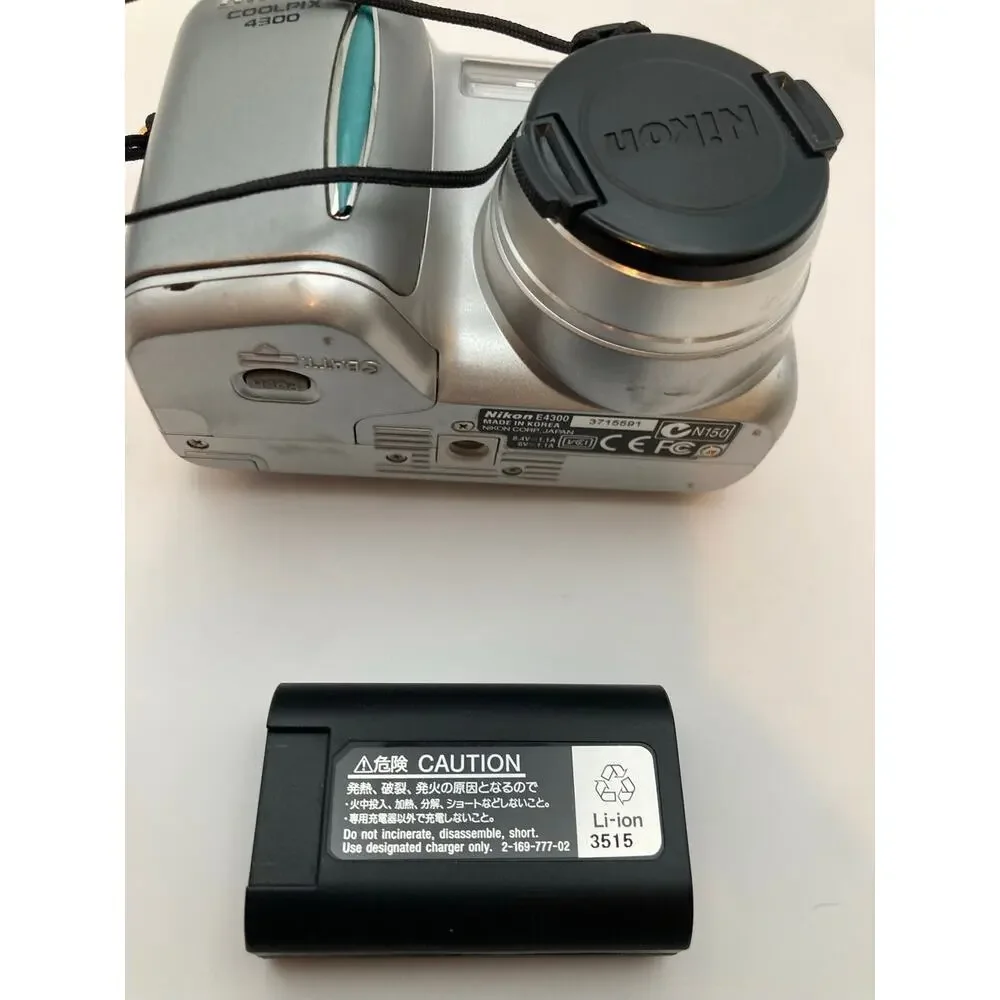 Nikon Coolpix 4300 Silver 4MP Digital Camera UNTESTED